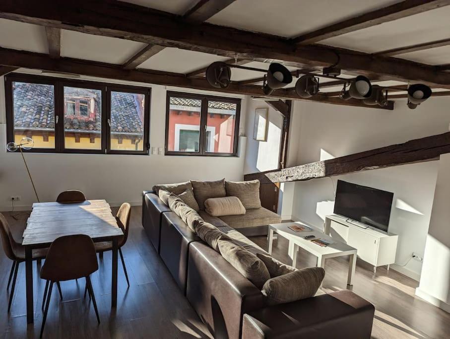 Old Town Loft - Cathedral Views. Daire Logroño Dış mekan fotoğraf